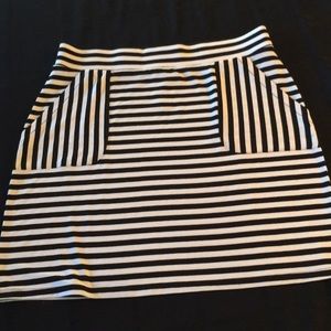Dakini knit skirt